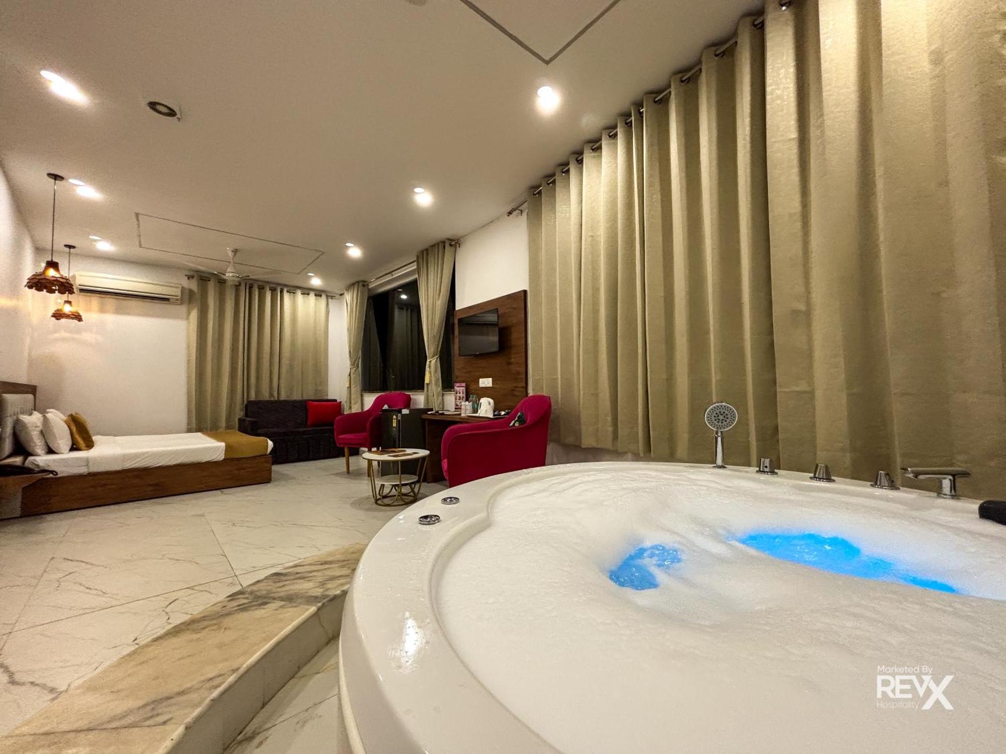 The Neeraj River Forest Resort Ayurvedic Wellness Center Rishikesh Exterior photo